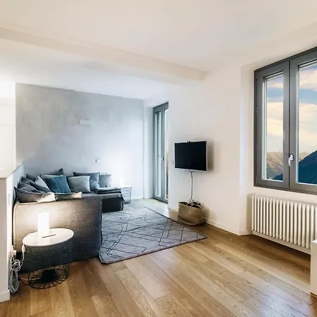 Apartman Ortensie & Oleandri Al - By Myhomeincomo *