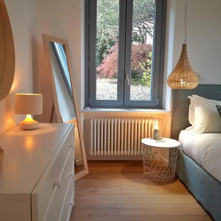 Apartman Ortensie & Oleandri Al - By Myhomeincomo *