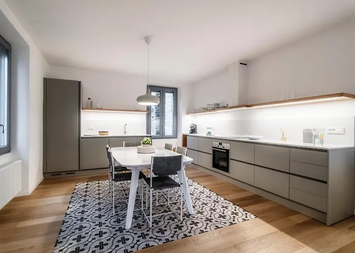 Ortensie & Oleandri Al - By Myhomeincomo Апартаменты *