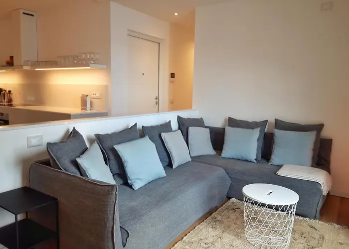 Апартаменты Ortensie & Oleandri Al - By Myhomeincomo Ардженьо