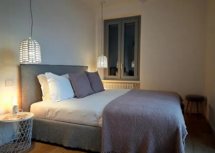 Ortensie & Oleandri Al - By Myhomeincomo *