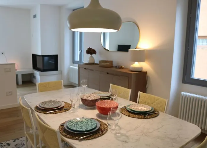 Ortensie & Oleandri Al - By Myhomeincomo *