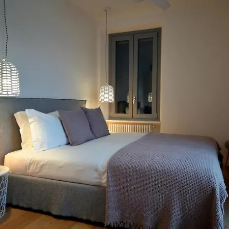 Ortensie & Oleandri Al - By Myhomeincomo *